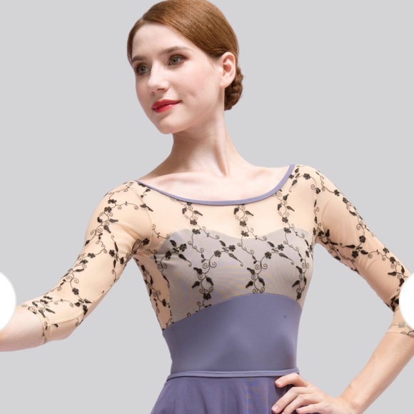 Women’s Floral  long sleeve leotard size medium - Picture 6 of 6